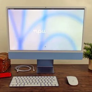 Apple M1 24 inch 8GB RAM 8 core CPU 256 GB